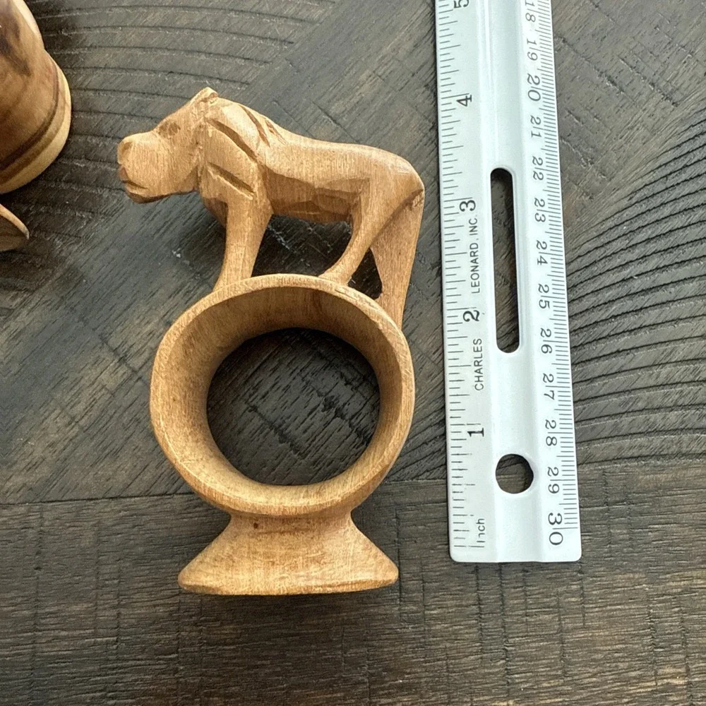 Lot 4 Hand Carved Wood African Safari Jungle Animals‎ Napkin Rings Footed